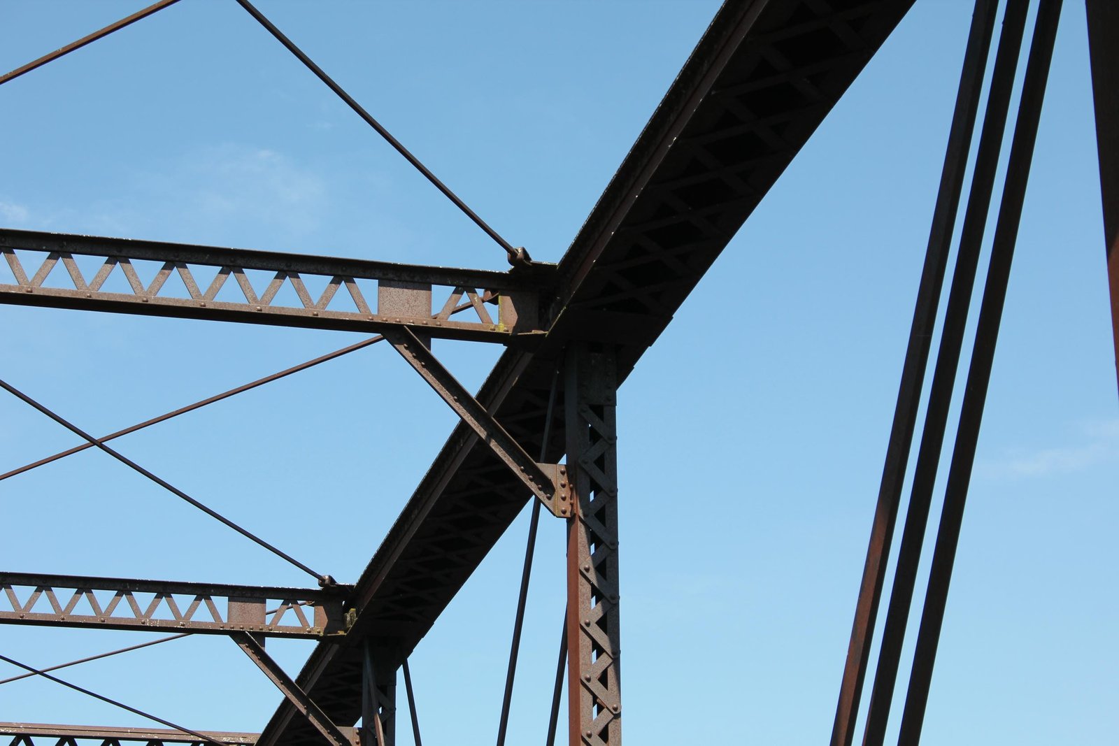 Upper connection, span #9
